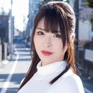 Honoka Tsuji profile portrait