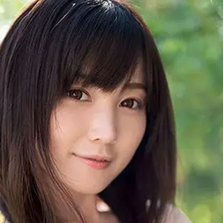 Momo Honda profile portrait